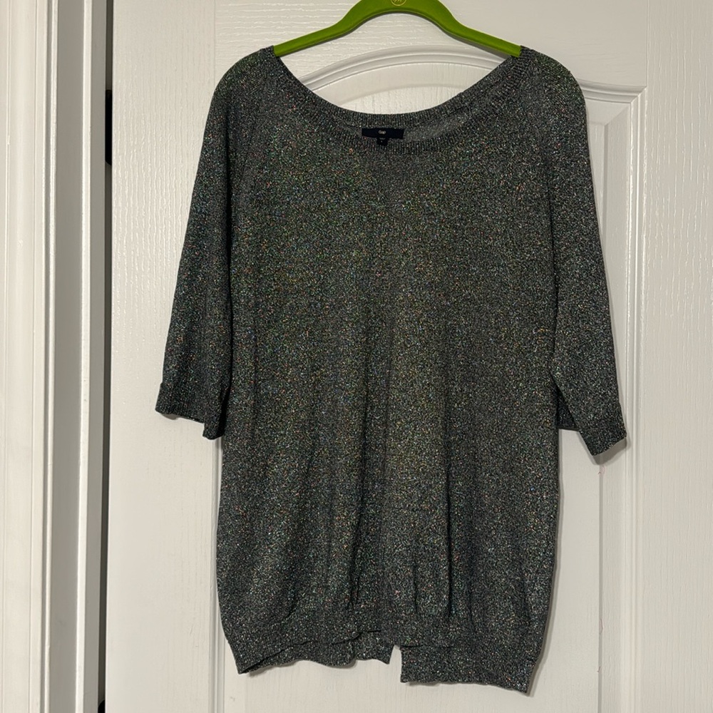 Used Gap brand 3/4 sleeved top